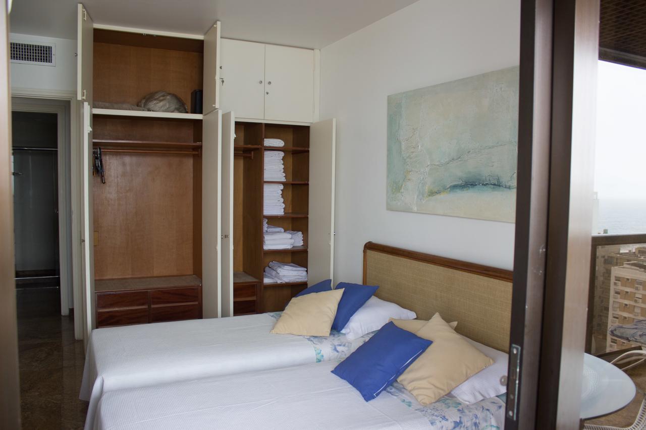 Ipanema Beach Front Luxury * Rio de Janeiro
